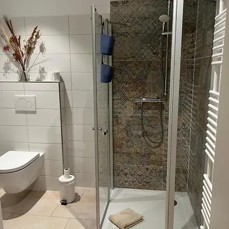 Elb Nest Gaestehaus Apartman *